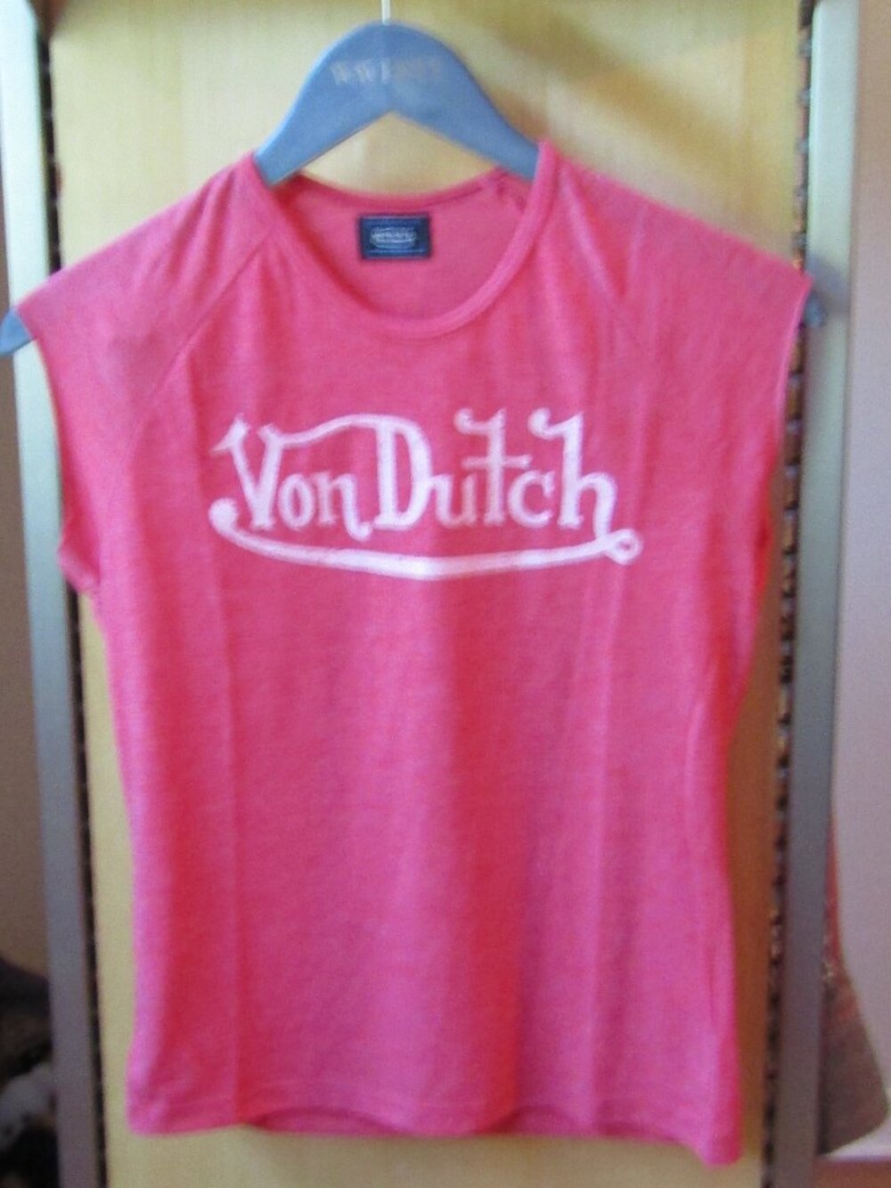 NEW Von Dutch Tee Large